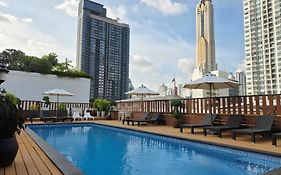 True Siam Rangnam Hotel
